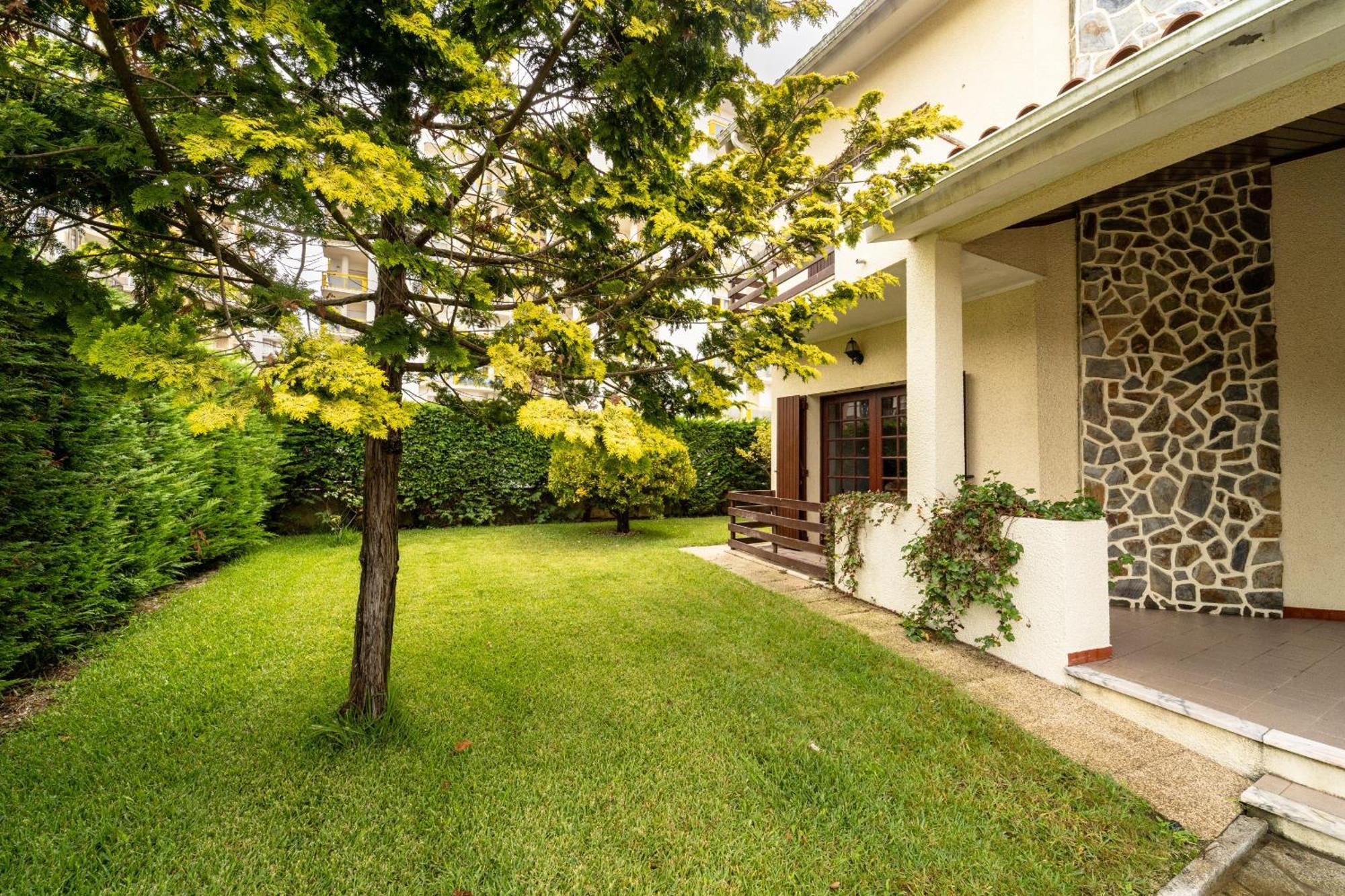 Amorosa Villa, 500M From The Beach By House And People Extérieur photo