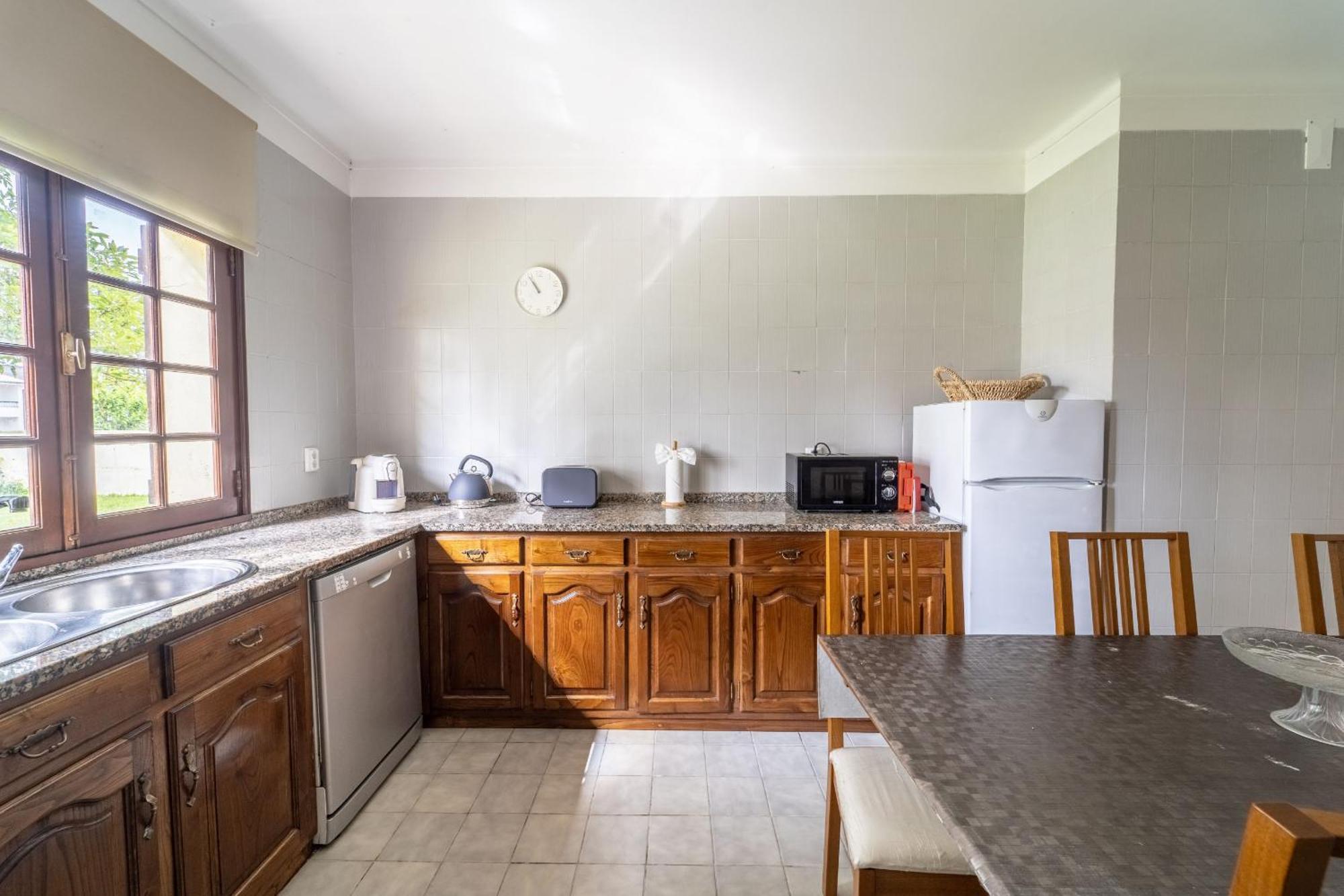 Amorosa Villa, 500M From The Beach By House And People Extérieur photo