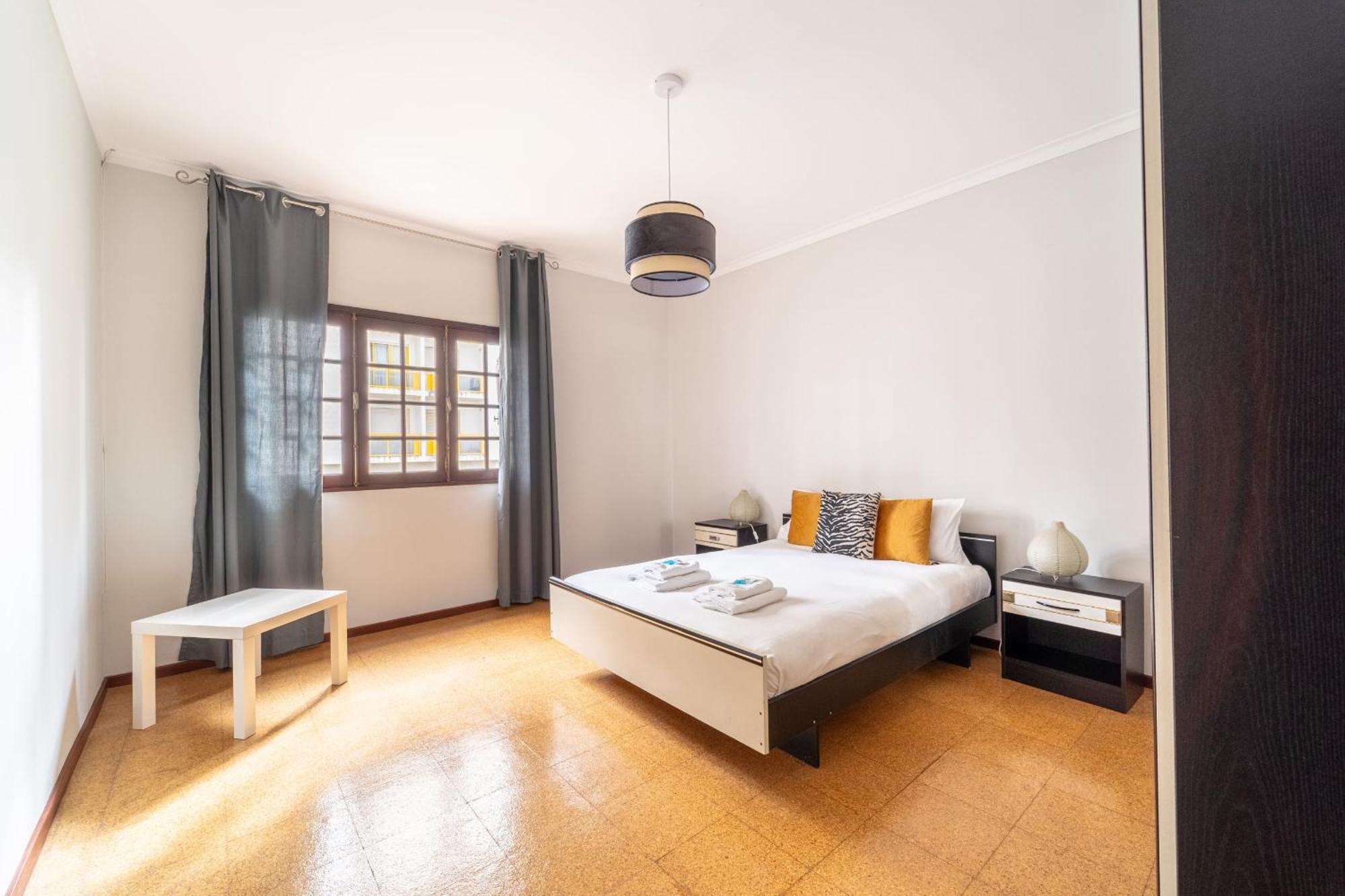 Amorosa Villa, 500M From The Beach By House And People Extérieur photo